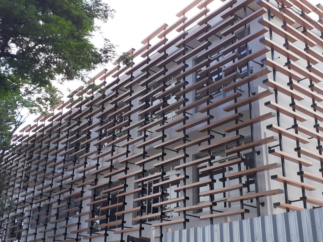 Brise Metálico de Alumínio QB175 - Refax